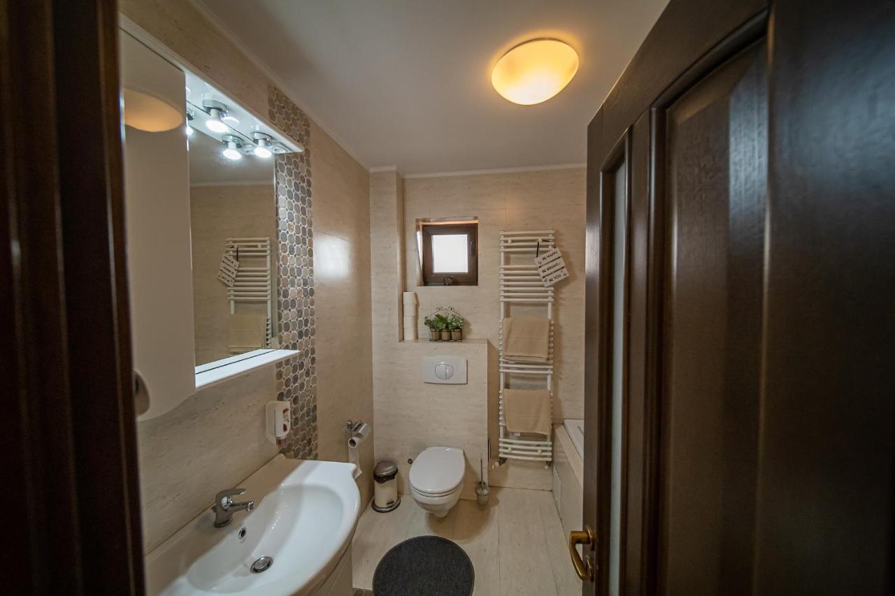 Apartament Tatu Bar&Grill Otopeni Exteriér fotografie